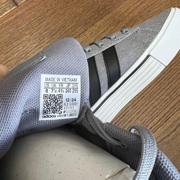 Adidas Men's Daily 4.0 Sneakers Gray and black Size M8  W9 - Picture 6 of 6